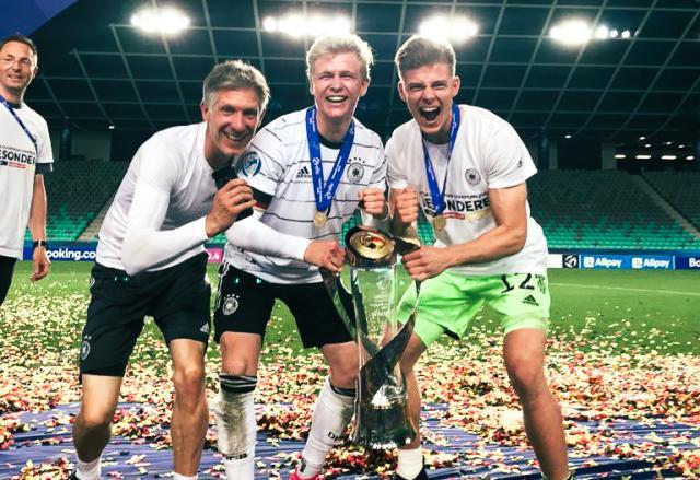 1756366673350082062.jpg 1756366673350082062.jpg