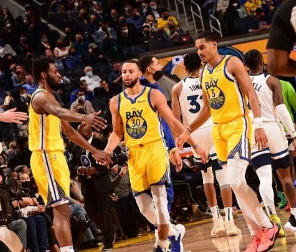 百家乐APP-时隔两年水花再度各进5记三分 勇士磨合渐入佳境